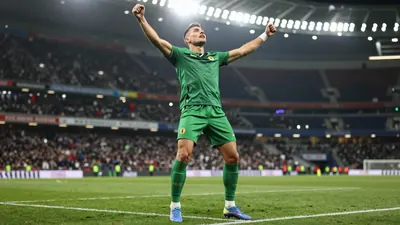 Celtic could earn a €450,000 performance bonus with a win over Benfica in the Europa League, adding to the €4.31 million...