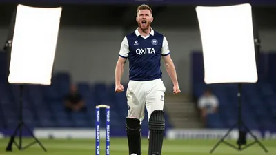 Notts County secure a vital win in the One-Day Cup semi-finals against Leicestershire Foxes at Grace Road, with a place...