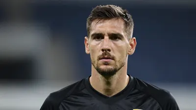 Notts County and Dutch goalkeeper Kelle Roos have parted ways by mutual consent, ending his stay after 26 appearances and...