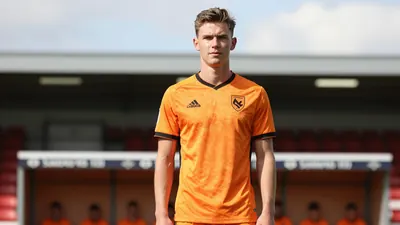 Notts County Signs Harry Boyes